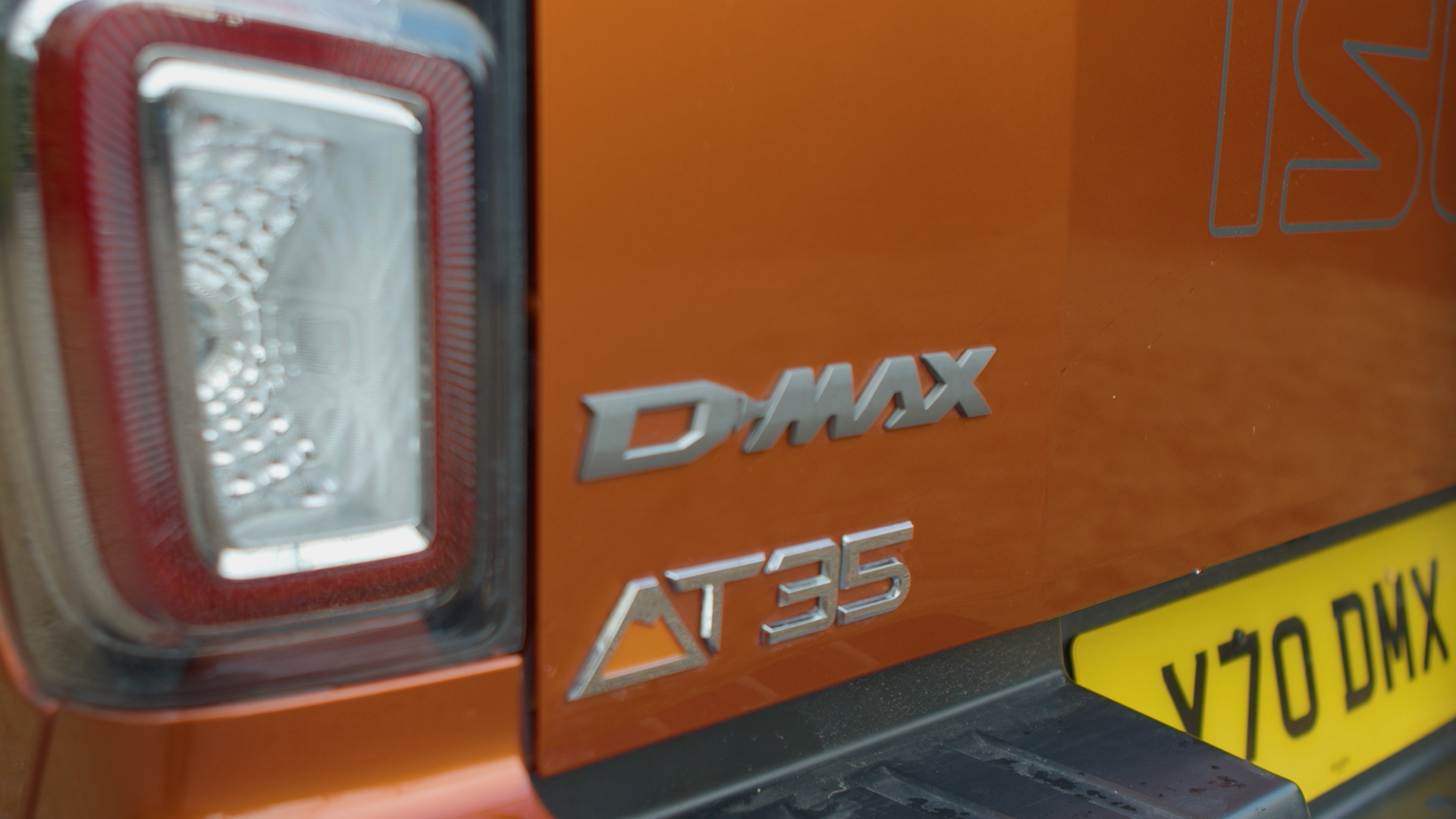ISUZU D-MAX DIESEL 1.9 Arctic Trucks AT35 Double Cab 4x4 Auto